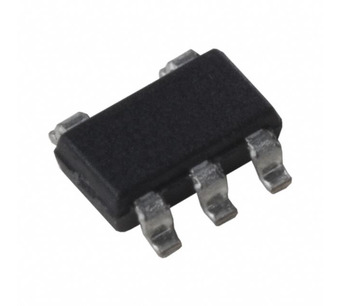 MIC5205-3.1YM5-TR Image.