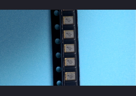 AX3DAF1-125.0000 ABRACON XTAL OSC XO 125MHZ 3.3V LVDS