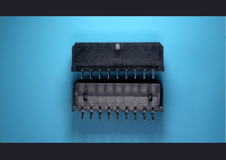 430451800 Molex CONN HEADER R/A 18POS 3MM