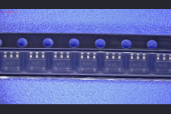 MIC5504-3.3YM5-TR Microchip Technology 	IC REG LINEAR 3.3V 300MA SOT23-5
