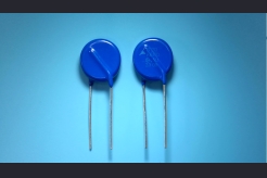 B72220S2681K101 EPCOS / TDK VARISTOR 1.1KV 10KA DISC 20MM