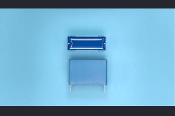 B32654A4155K000 EPCOS / TDK CAP FILM 1.5UF 10% 400VDC RADIAL