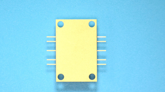 HMC8205BF10 Analog Devices IC RF AMP 300MHZ-6GHZ 10LDCC