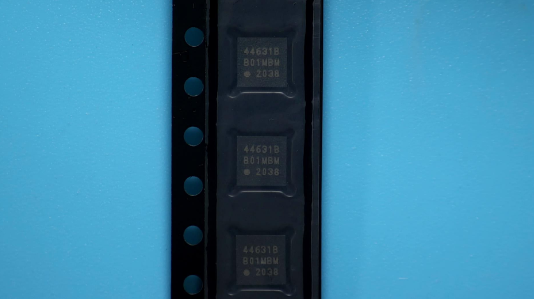 SI4463-B1B-FMR  Silicon Labs  IC RF TXRX+MCU ISM<1GHZ 20-VFQFN