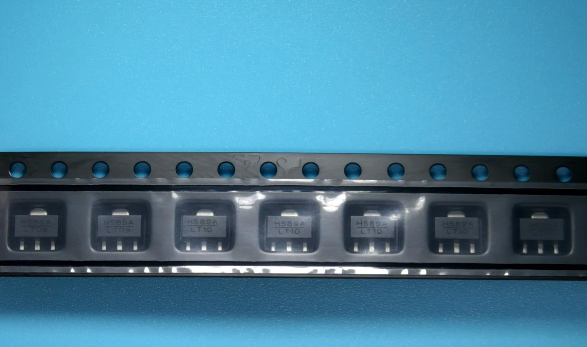 HMC589AST89ETR Analog Devices  IC RF AMP WLAN 0HZ-4GHZ SOT89-3