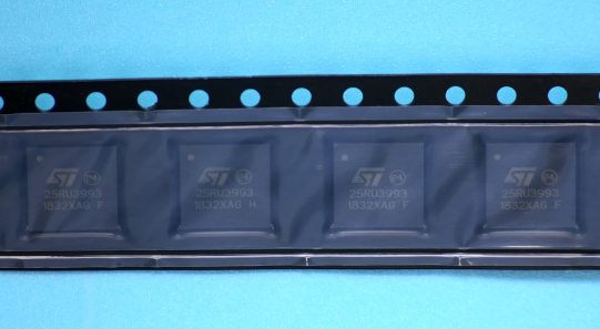 ST25RU3993-BQFT STMicroelectronics UHF EPC CLASS1 GEN2 READER