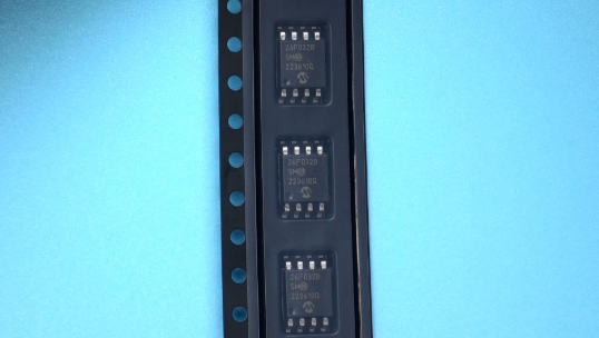SST26VF032BT-104I/SM Microchip Technology IC FLASH 32M SPI 104MHZ 8SOIJ