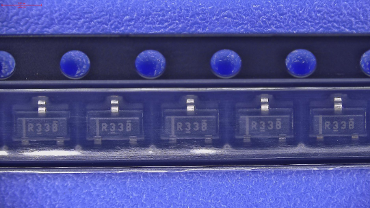 REF3318AIDBZR Texas Instruments REF33xx 3.9-μA, SC70-3, SOT-23-3, and UQFN-8, 30-ppm/°C Drift Voltage Reference