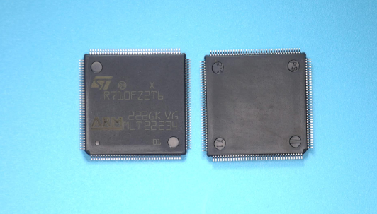 STR710FZ2T6 STMicroelectronics Semiconductors 	IC MCU 32BIT 256KB FLASH 144TQFP