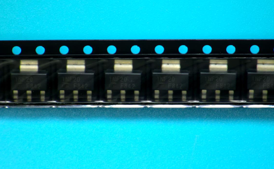 STN1NF20 STMicroelectronics MOSFET N-CH 200V 1A SOT-223