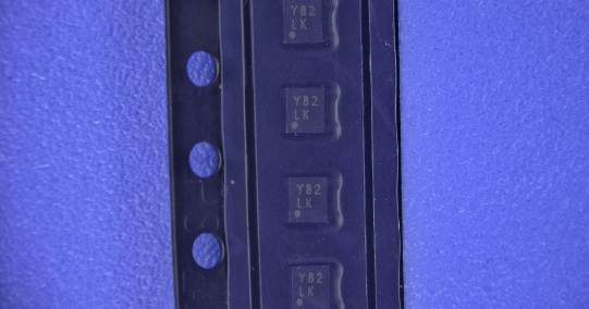 ADL8105ACPZN Analog Devices IC AMP RADAR 5GHZ-20GHZ 8LFCSP