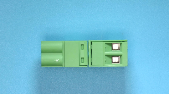1757019 Phoenix Contact TERM BLOCK PLUG 2POS STR 5.08MM