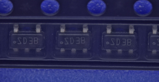 LM27313XQMFX/NOPB Analog Devices / Maxim Integrated
