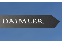 Daimler Trucks Немецкий завод, чтобы сократить производство из-за нехватки чипов