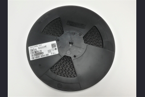 21090290-ADM3251EARWZ-REEL
