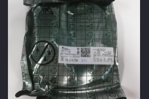 22070069-LMZ21701SILT