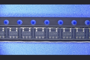 10832