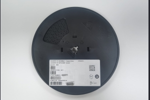 AD8421BRZ-R7