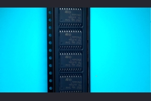 23100035