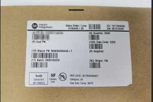 MAX40200AUK+T
